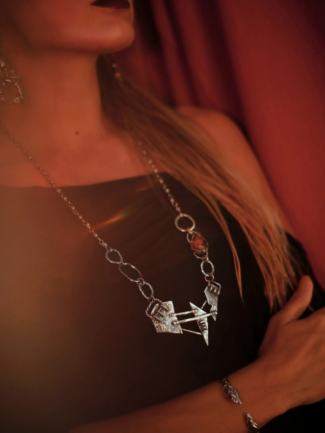 VESTIGE | Retained Heat